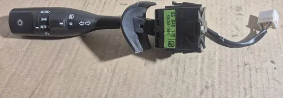 Chevrolet Epica Indicator stalk 96645165 5263AA1000 5263MA1000