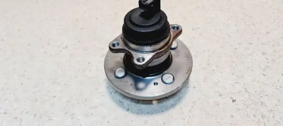 KIA Rio Rear wheel hub 527501GXXX EHV3B