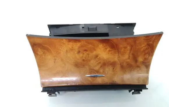 Mercedes-Benz E W211 Car ashtray A2116802852
