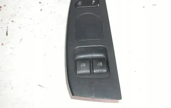Volkswagen Fox Electric window control switch