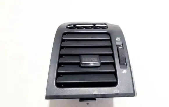 Chevrolet Captiva Dash center air vent grill adx81