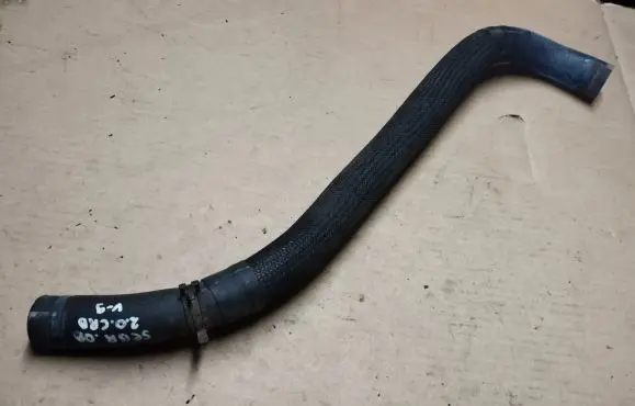 Chrysler Sebring (JS) Engine coolant pipe/hose