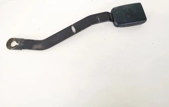 Volkswagen PASSAT B4 Front seatbelt buckle 3a0857756a