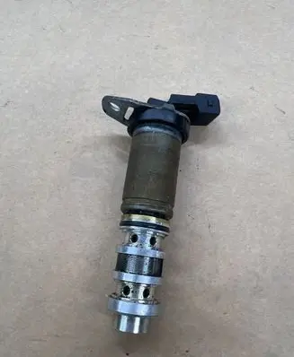 BMW 3 E90 E91 Camshaft vanos timing valve 7561264 1186 13150925