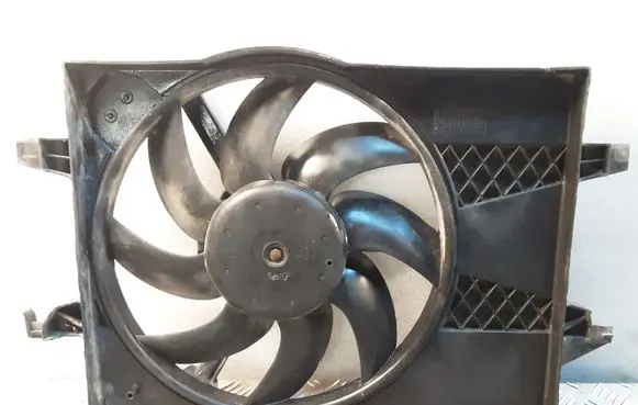Ford Fiesta Electric radiator cooling fan 8240451