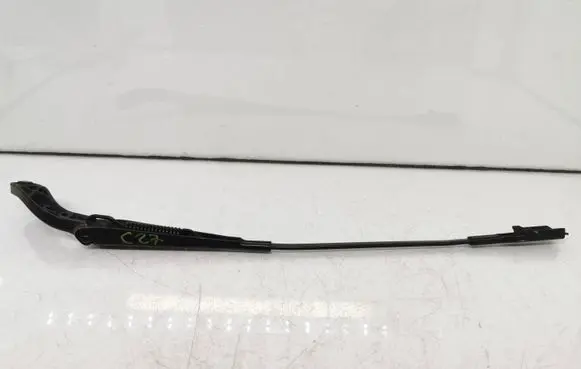 Mercedes-Benz A W169 Front wiper blade arm A1698200240