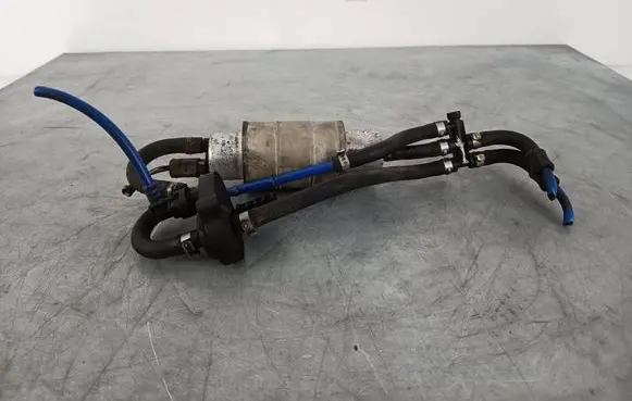 BMW X5 E53 Fuel injection high pressure pump 7165590