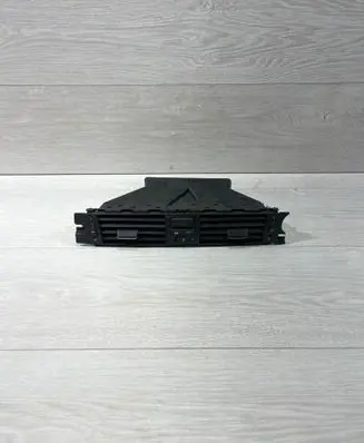 BMW 3 E90 E91 Dash center air vent grill 9130464 12092008 14482110