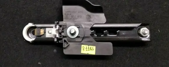 Volkswagen Phaeton Seat belt adjustment motor 3D7857819