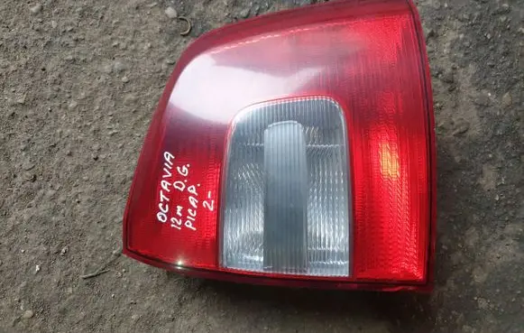 Skoda Octavia Mk2 (1Z) Rear/tail lights