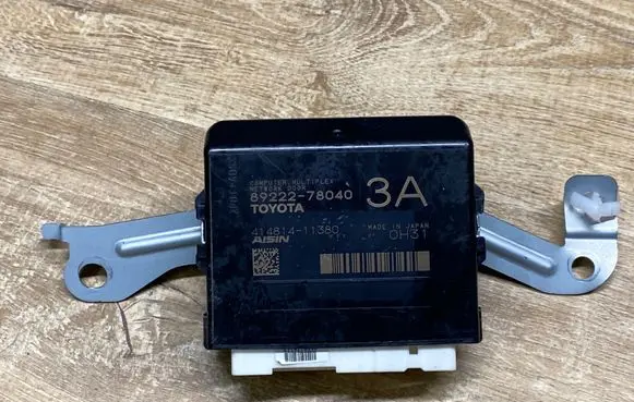 Lexus NX Door control unit/module 8922278040 41481411380