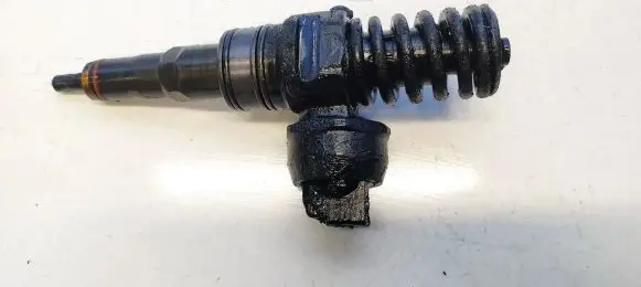 Skoda Octavia Mk2 (1Z) Fuel injector