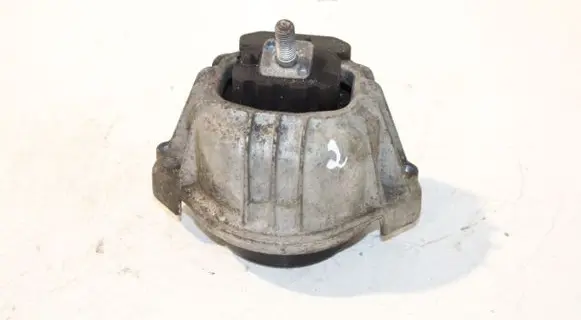 BMW X1 E84 Engine mount bracket 6768800
