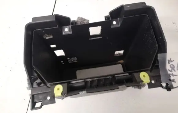 Volvo V50 Glove box 09491937