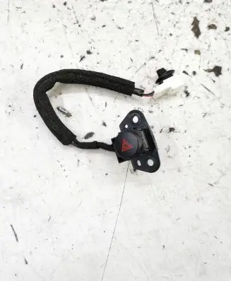 Subaru Impreza V Hazard light switch