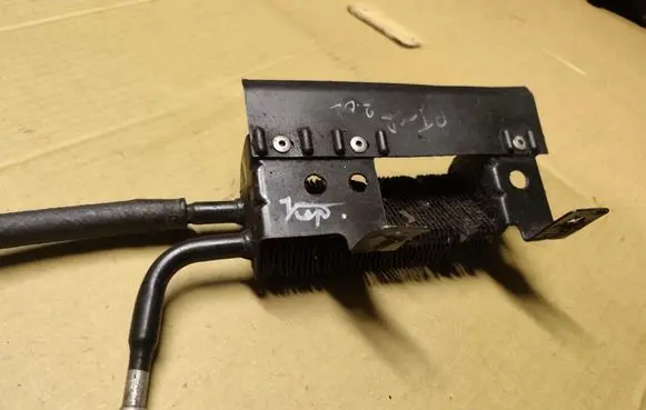 Chrysler PT Cruiser Gearbox / Transmission oil cooler 