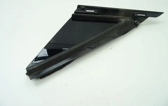 Tesla Model X Fender trim (molding) 