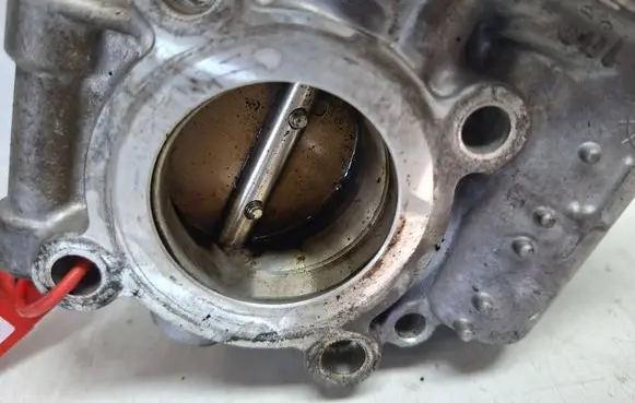 Opel Astra J Throttle body valve S27647500 55565489