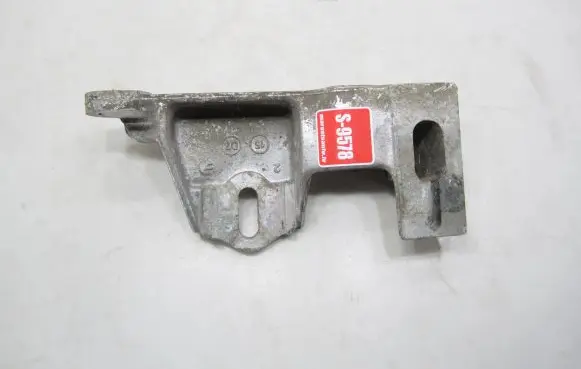 Volkswagen Sharan Engine mounting bracket 7M0199600C 0800A