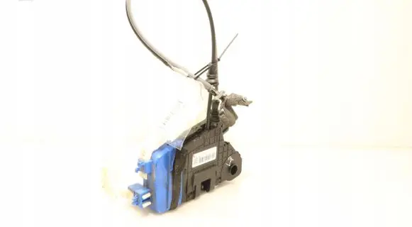 Hyundai Elantra VI Front door lock 81310-F2030