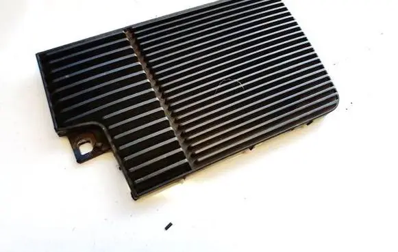 Side speaker trim/cover