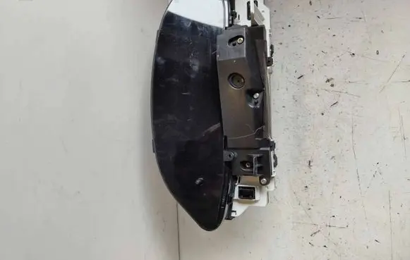 Toyota Yaris Speedometer (instrument cluster) 838000D691