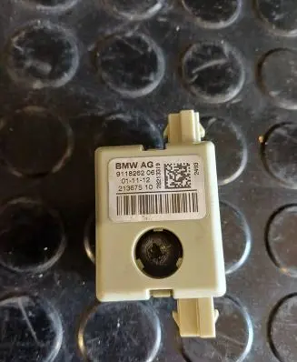 BMW 5 F10 F11 Antenna control unit 21367510 9118262