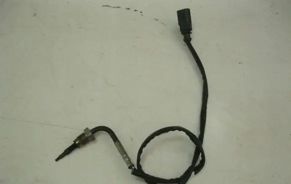 Audi A4 S4 B9 Exhaust gas temperature sensor 8W0906088E