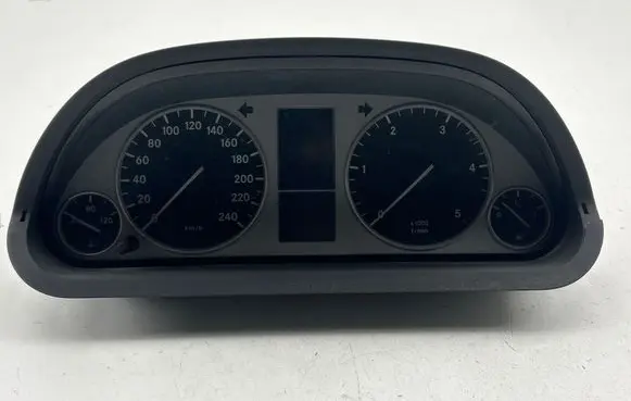 Mercedes-Benz B W245 Speedometer (instrument cluster) A1695407747 A1694420321