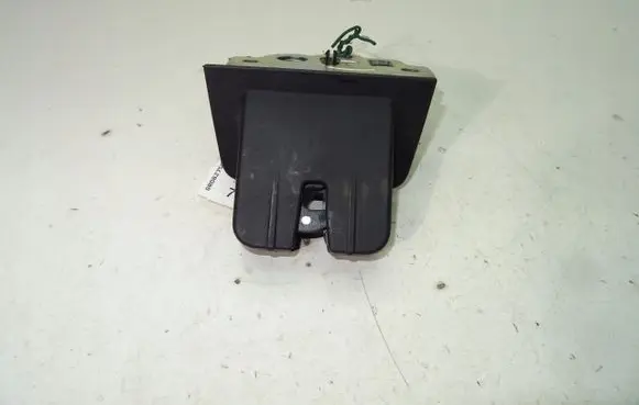 Audi A3 S3 8V Tailgate/trunk/boot lock/catch/latch 8R0827505