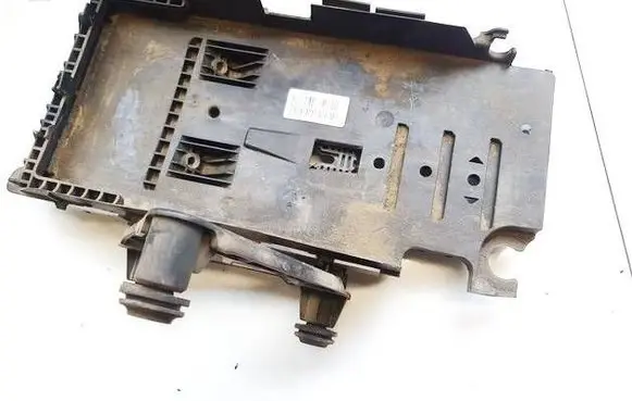 Ford S-MAX Battery box tray 6G9110723A