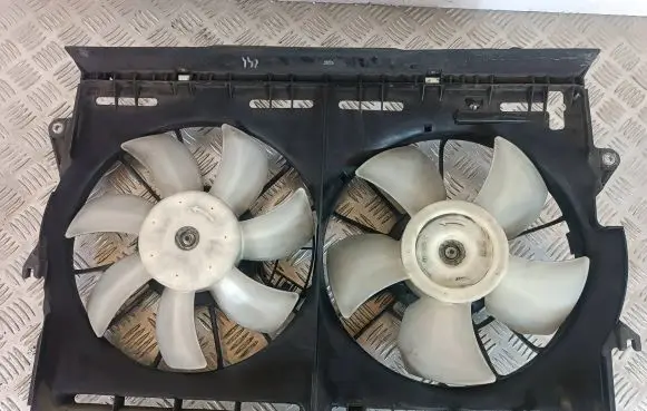Toyota Corolla Verso E121 Fan set DT4227502520