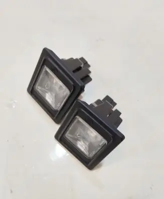 Mercedes-Benz C W205 Number plate light