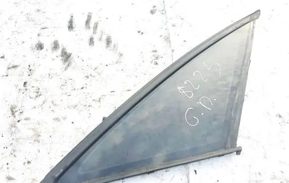 Audi A6 S6 C5 4B Rear side window
