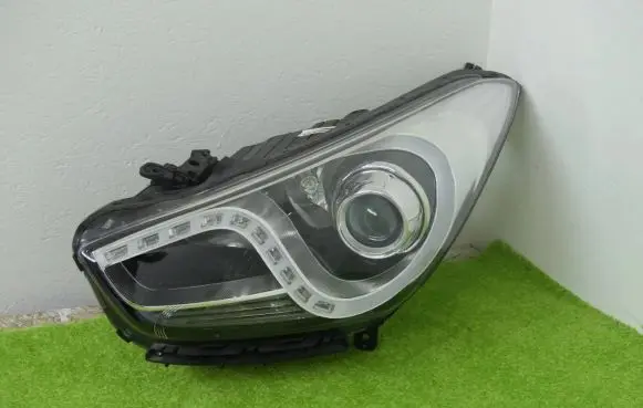 Hyundai i40 Headlight/headlamp 92101-3Z001