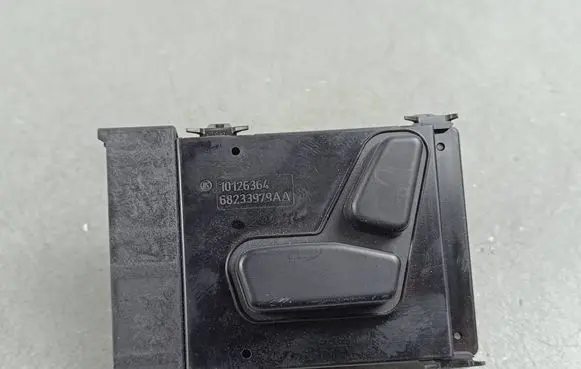 Jeep Compass Seat control switch 68233979AA 10126364