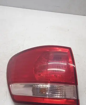 Toyota Avensis Verso Rear/tail lights 4435