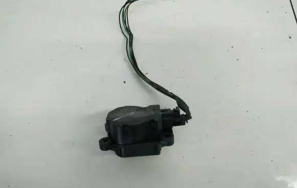 Ford C-MAX I Air flap motor/actuator 3m5h19e616ab 3m5h-19e616-ab