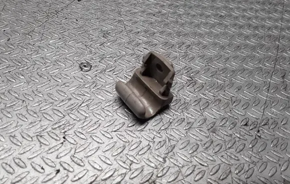 Nissan Terrano Sun visor clip/hook/bracket 
