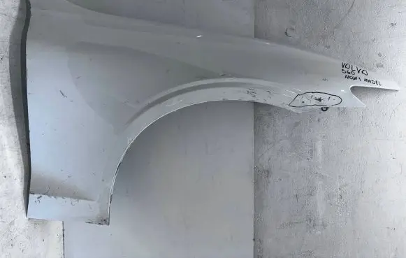 Volvo S60 Fender