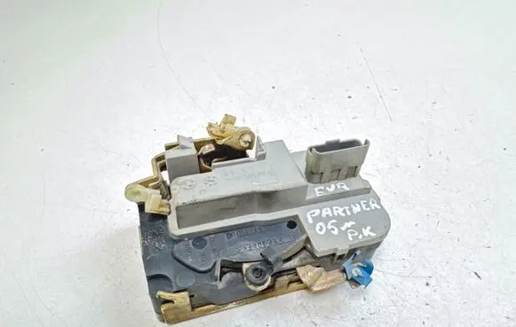 Peugeot Partner Front door lock