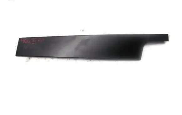 Renault Megane III Front door glass trim molding