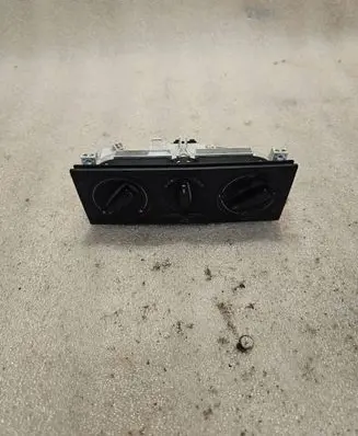Volkswagen Polo Climate control unit 1J0819045F 901511201000