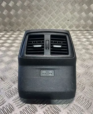 BMW 2 F45 Rear air vent grill 9263411 6842321 8711938