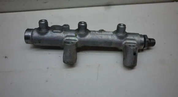 Audi A7 S7 4G Fuel main line pipe 059130089BT