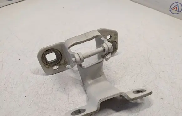 BMW 1 E82 E88 Convertible roof hinge 41007208713