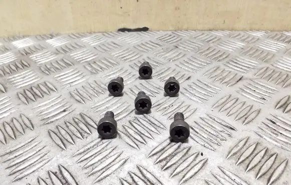 Peugeot 308 Flywheel bolts 