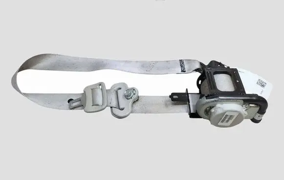 Nissan Leaf I (ZE0) Front seatbelt 6236580X6D MWS209302