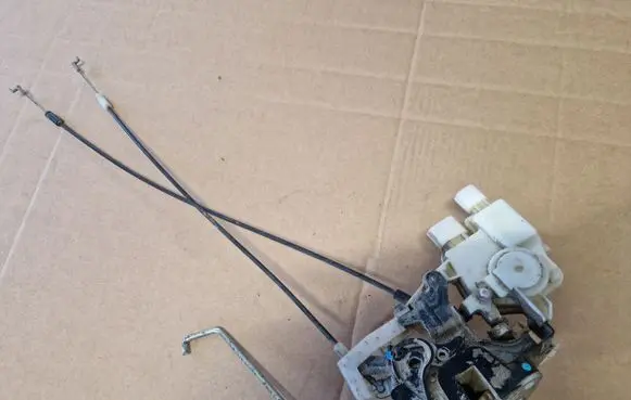 Ford Ranger Rear door lock