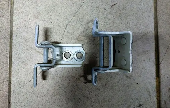 Nissan Juke I F15 Rear door hinge set NISSAN-JUKE